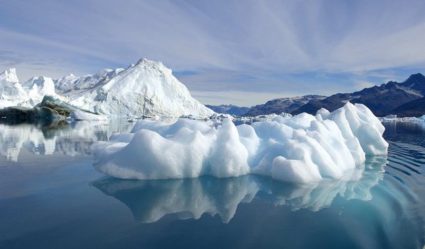 Os planos de cerca de 150 países para reduzir as emissões de gases do efeito estufa vão desacelerar a mudança climática neste século e manter viva a meta de limitar o aumento da temperatura a 2 graus Celsius, afirmou a ONU; as estratégias nacionais poderiam restringir o aumento das emissões mundiais, estimadas em 49 bilhões de toneladas de dióxido de carbono por ano em 2010, para o equivalente a 56,7 bilhões de toneladas por ano até 2030, ou seja, um acréscimo 4 bilhões menor do que o esperado sem a ação extra