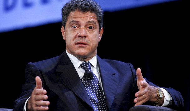 Roger Agnelli, que presidiu a Vale por dez até março de 2011, se tornou sócio do BTG Pactual, do banqueiro André Esteves, na companhia B&amp;A, mas a queda no preço do cobre inviabiliza operações neste momento no Chile; “O projeto é bom e de baixo custo, mas nenhum é viável com esse atual preço”, disse; sua empresa AGN Bioenergia também não se mostrou economicamente viável