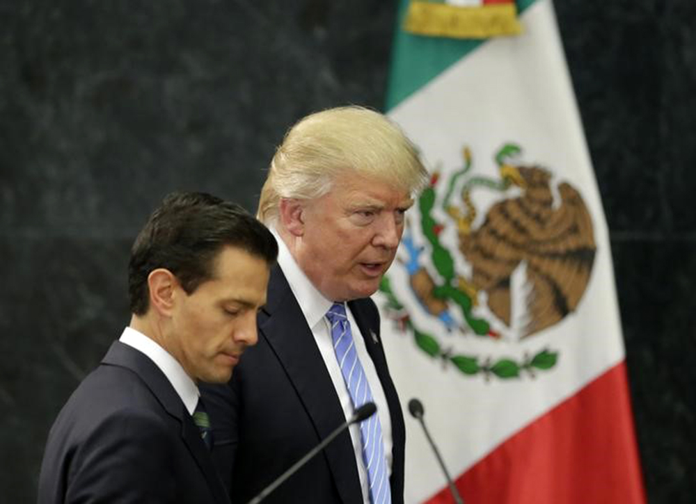 Trump e Peña Nieto durante encontro na Cidade do México. 31/8/2016. REUTERS/Henry Romero