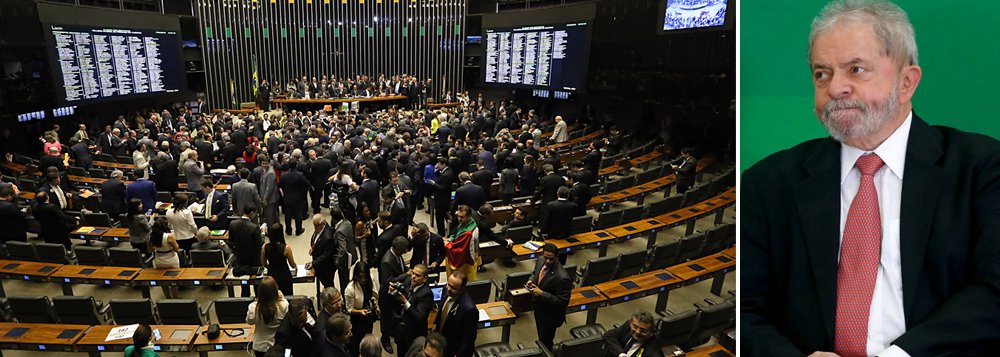 Especialistas ouvidos pela BBC Brasil mostram que, apesar de traumático para a democracia do País, eventual retirada da presidente Dilma Rousseff do cargo oferece ao PT a chance de explorar uma imagem de "vítima"; entre os pontos estão as contradições do processo, capitaneado por Eduardo Cunha, e alta rejeição do vice Michel Temer; "O impeachment acaba sendo o resultado mais confortável para o PT. Tira a Dilma de cena e praticamente coloca Lula em campanha, reforçado pela imagem de que houve abusos no processo", afirma Rodrigo Nunes, professor de filosofia política da PUC-Rio