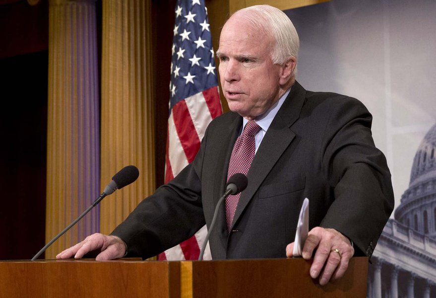 O senador republicano John McCain disse que a relação entre os Estados Unidos e a Organização do Tratado do Atlântico Norte (OTAN) permanecerá da mesma maneira que tem sido após a mudança de gestão presidencial; as declarações do parlamentar, proferidas nesta terça-feira, são uma resposta ao suspense criado pelo presidente eleito Donald Trump, que expressou diversas vezes sua intenção de adotar uma nova postura diante da OTAN, cobrando mais dos outros membros e reduzindo os gastos dos EUA com a aliança