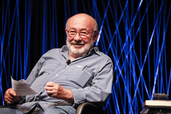 Jornalista Ricardo Kotscho relembra a crônica "A Política Republicana", de Lima Barreto, publicada na revista A.B.C., a qual "parece que foi escrita na semana passada, antes do feriadão, tal é a sua atualidade"; "Qualquer semelhança com o noticiário político dos últimos muitos dias não é mera coincidência", comenta ele; confira