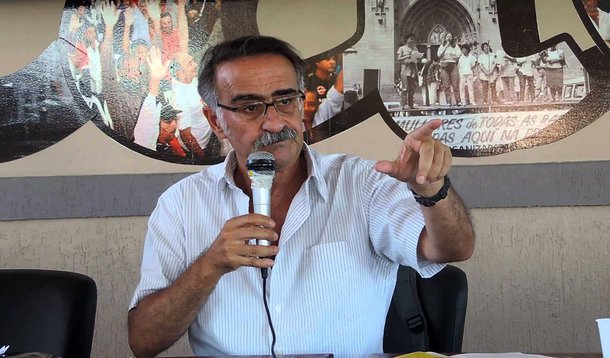 A Organização Sociali­sta Internaciona­lista, em 1º de maio de 1978, dia internacional dos traba­lhadores, lançou, em um ato em Osasco (SP), o jornal ‘O Traba­lho’, cujo primeiro editor foi o jornalista e escritor Paulo Mo­rei­ra Leite. "Valeu a pena, sem dúvida, contribuir para esse passo histórico dos trabalhadores brasileiros que nunca tinham tido um partido próprio, nessa escala", conta o economista Markus Sokol, membro da Direção Nacional do Partido dos Trabalhadores, ao jornalista Renato Dias