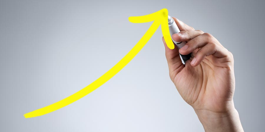 O preço que pagamos pela energia vai reduzir! A taxa de juros não subiu! O governo anunciou R$ 85 bilhões em crédito e o dólar está estabilizando na casa dos R$ 4,00. O que não pode continuar acontecendo é a apologia ao pessimismo e a desconfiança