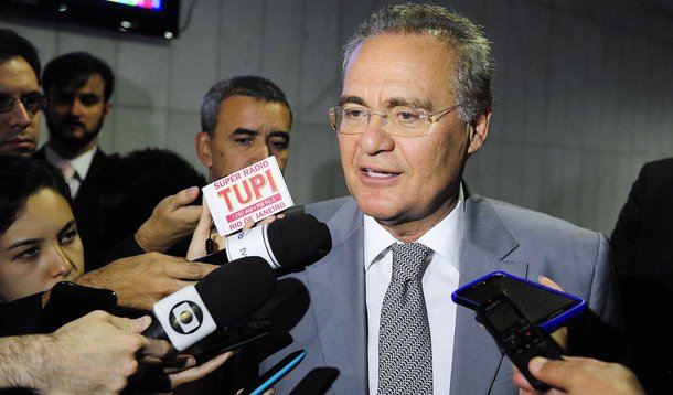 O presidente do Senado, Renan Calheiros (PMDB-AL), convocou há pouco uma reunião de emergência para discutir a decisão do presidente interino da Câmara, Waldir Maranhão (PP-MA), que anulou o impeachment; Renan vai manter a sessão no Senado hoje para a leitura do parecer favorável ao impeachment da presidente Dilma Rousseff