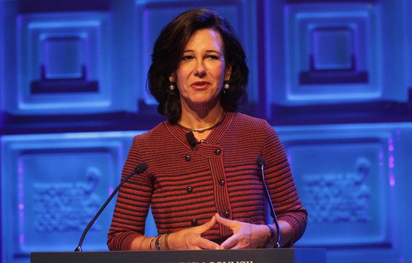 Segundo a presidente mundial do Grupo Santander, Ana Botín, operações no Brasil só perdem para o Reino Unido, mas ficam à frente até mesmo a Espanha, sede do grupo: "Haverá momentos melhores e piores, mas confiamos que o Brasil vai crescer de maneira sustentável e estamos tranquilos. O Brasil é um país de enorme importância para o banco e para mim”, disse Botín; “Vemos muito potencial de crescimento orgânico, sem compras. Estamos apostando em melhorar o serviço oferecido ao cliente e vamos investir em tecnologia e no modelo digital”, completou