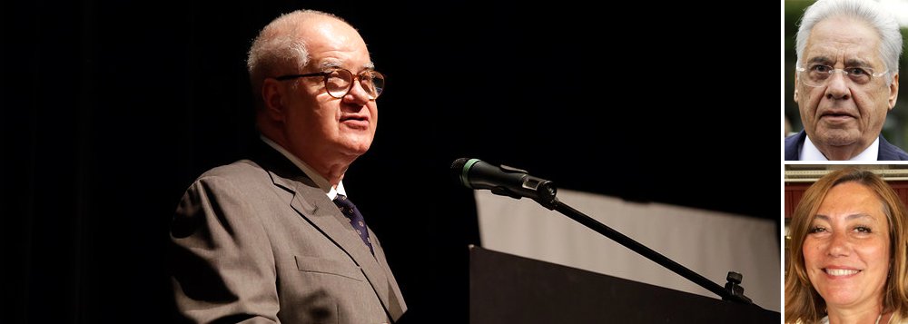 Colunista Elio Gaspari diz que ‘a desavença da jornalista Mirian Dutra com Fernando Henrique Cardoso’ se tornou uma questão pública quando ela revela que em dezembro de 2002, no último mês de FHC na Presidência, assinou um contrato fictício com a empresa Brasif; “A concessão de lojas de "duty free" no desembarque de passageiros de voos internacionais é assunto de natureza pública, além de ser uma jaboticaba”, diz; ele contesta a versão do tucano de que o assunto é privado 