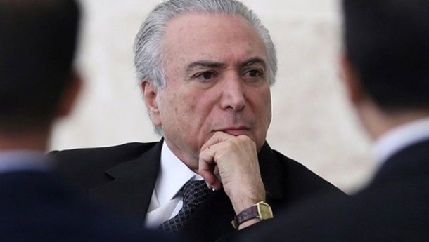 Temer, o novo Presidente da República biônico, tenta se legitimar ´todo custo. Recentemente ele escreveu: "Eu vou salvar o Brasil", montando um governo provisório do tipo "Frankenstein" e ressuscitando assim os mortos vivos de 1.500, que na verdade nunca morreram