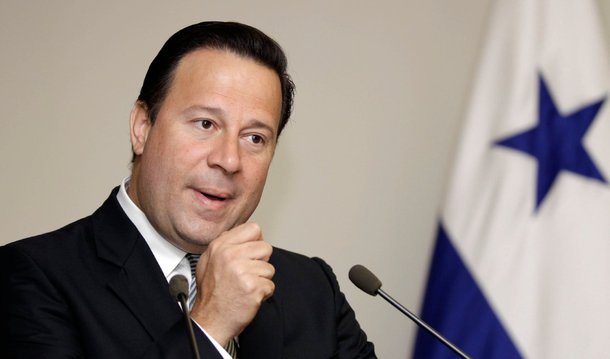 O Panamá fez nesta quarta-feira 6 uma feroz defesa do seu setor de serviços financeiros, tentando evitar uma repressão internacional dos seus negócios offshore após o escândalo causado pela divulgação dos Panamá Papers; o governo do presidente Juan Carlos Varela escreveu uma carta com palavras duras ao dirigente da OCDE, Angel Gurria, atacando uma declaração em que Gurria contra o país; o pequeno país da América Central também avisou que poderá retaliar contra França se esta cumprir a promessa de voltar a pôr o país na sua lista negra de "paraísos fiscais"