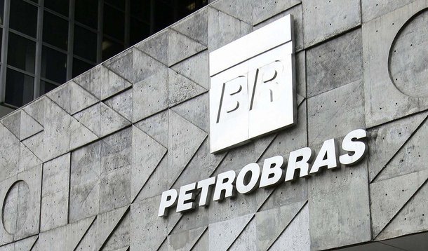 “A empresa está aberta à negociação e a discutir as reivindicações dos representantes dos empregados. O agendamento de novas reuniões esta semana e a retomada do diálogo reforçam os esforços na busca por entendimentos para o fechamento do Acordo Coletivo de Trabalho 2015”, diz a nota, divulgada ontem