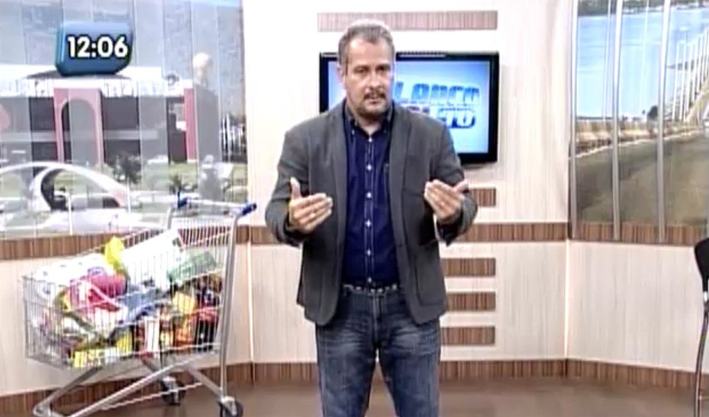 Durante apresentação do programa Balanço Geral, exibido pela TV Record do Tocantins, o apresentador Marco Poggio disse acompanhar as ações do Governo do Flávio Dino pelas redes sociais e que, no momento, "o Maranhão está bombando"; segundo a gestão atual "mudou a cara do estado"; "O cara (Flávio Dino) conversa com empresários, com as pessoas mais humildes. Ele conseguiu fazer uma coisa que há muito tempo não tinha no Maranhão: Unir todos os maranhenses a favor do Maranhão”, afirmou o jornalista