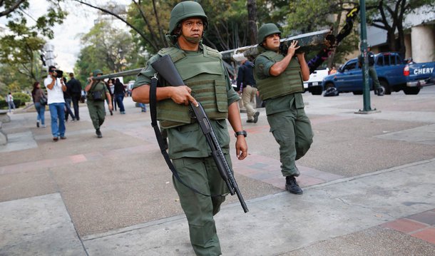 Governo do presidente em exercício, Michel Temer, estaria preocupado com a substituição dos comandos militares na Venezuela;Brasil receia ma eventual crise militar interna ou uma guerra civil branda na Venezuela e estaria buscando apoio de países vizinhos como Bolívia e Equador para negociar uma solução junto à Unasul para a crise venezuelana