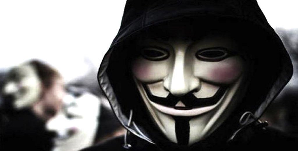 Grupo de hackers Anonymous Brasil informou nesta terça-feura, por redes sociais, que invadiu e roubou dados de seis sites do governo e da Prefeitura do Rio de Janeiro como protesto contra a realização da Olimpíada; na página dos hackers, é possível acessar supostos bancos de dados criptografados; a IplanRio, que administra os recursos de tecnologia da informação da Prefeitura, disse que nenhum dado foi suprimido da base de dados e que técnicos estão trabalhando para normalizar os sites o mais rápido possível