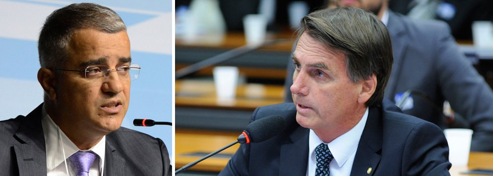 Jornalista Kennedy Alencar elogiou nesta quarta-feira, 22, a decisão do Supremo Tribunal Federal (STF) que aceitou receber a denúncia e julgar o deputado Jair Bolsonaro (PSC-RJ) por incitação ao estupro; jornalista lembra que Bolsonaro é um político que cresceu explorando o preconceito, o ódio e a desinformação; "O Supremo coloca um freio nesse comportamento, dando um alerta a autoridades públicas e formadores de opinião que incitam o ódio, o preconceito e crimes, como esse do estupro", afirmou; "Bolsonaro inspira a violência no debate público"