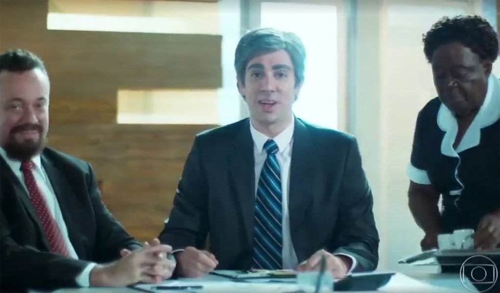 Em sátira a um comercial do Banco do Brasil, a esquete do programa da Globo "Tá no Ar - A TV na TV", comandado por Marcelo Adnet, levanta o debate sobre o racismo na internet e os privilégios dos brancos no País até os tempos atuais; "Eu tive acesso às melhores escolas e universidades públicas do Brasil. Eu sempre tenho os melhores médicos e planos de saúde", diz o texto; slogan é ácido: "Branco no Brasil, há mais de 500 anos levando vantagem"; assista