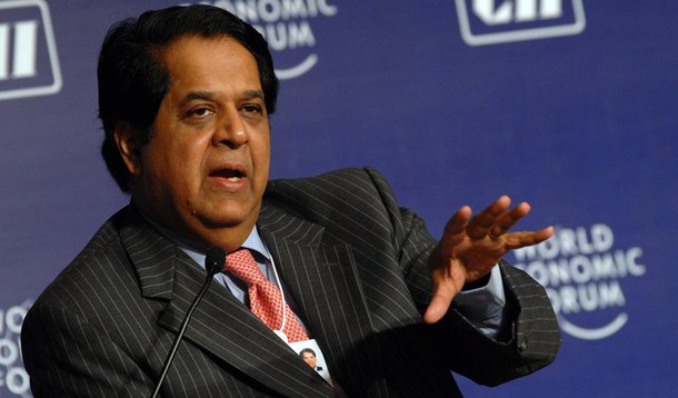 Banco de desenvolvimento criado pelo grupo de economias emergentes Brics vai aumentar a concessão de empréstimos para US$ 2,5 bilhões, depois de fazer seus primeiros empréstimos para apoiar projetos verdes, afirmou à Reuters o presidente da entidade, KV Kamath; ele falou durante o encontro dos Brics realizado em Goa; "O fato é que esses países (dos Brics), em conjunto, têm contribuído nos últimos anos com mais de 50% da riqueza econômica gerada globalmente", disse Kamath