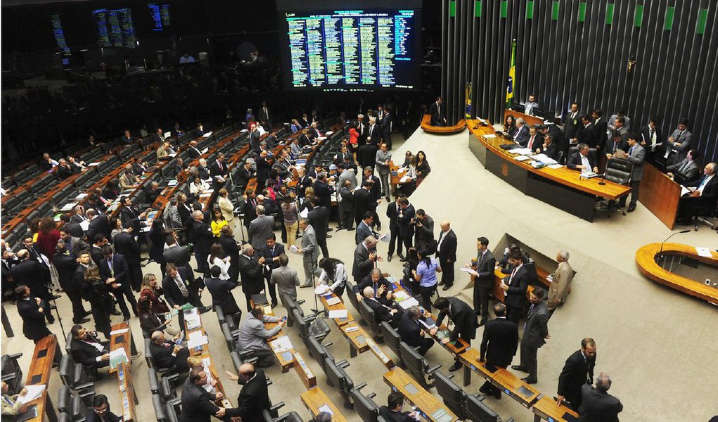 O projeto de lei de autoria do governo federal que tipifica o crime de terrorismo abre uma brecha grave para a criminalização de movimentos sociais e para a violação dos direitos ao protesto e à convicção política