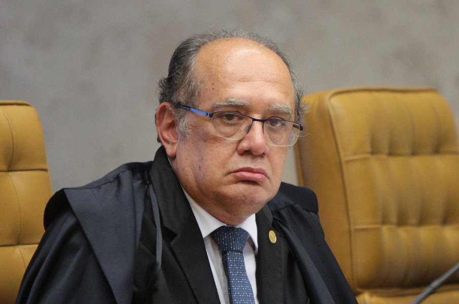 Relator do processo no Supremo Tribunal Federal, ministro justificou o voto alegando que o artigo da Lei Antidrogas que define o porte como crime vai de encontro à Constituição, já que afeta a intimidade do usuário, além de não garantir a proteção da saúde coletiva e a segurança pública; julgamento sobre a descriminalização das drogas para uso pessoal foi suspenso, no entanto, após o ministro Edson Fachin pedir vista