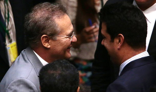 "Se o Renan estiver na disputa, vamos apoiá-lo 100% no Rio", diz o líder do partido na Câmara, Leonardo Picciani (PMDB-RJ), sobre a preferência pelo presidente do Senado, Renan Calheiros (PMDB-AL), para a presidência do PMDB, posto ocupado desde 2001 por Michel Temer; o líder do PMDB no Senado, Eunício Oliveira (PMDB-CE), disse que o importante é a unidade do partido em torno de um nome, seja ele qual for: “Não serei candidato à presidência do partido. Vou lutar pela construção de um nome de consenso”