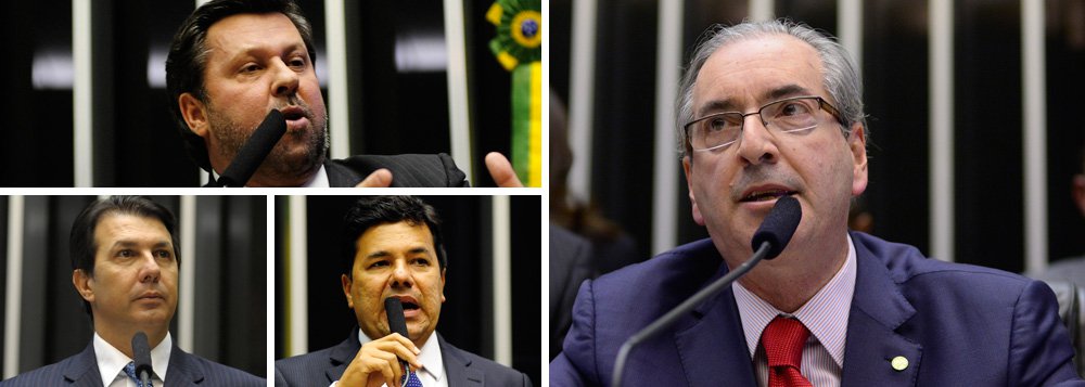 No dia em que o presidente da Câmara, Eduardo Cunha (PMDB), deve ser denunciado por corrupção ao Supremo Tribunal Federal, líderes da oposição à presidente Dilma Rousseff leram no Plenário da Casa uma nota conjunta em que criticam tudo; crises econômica, política e ética enfrentadas pelo país, a suposta falta de condições do PT para "propor qualquer pacto" para o país; só não citam situação de Eduardo Cunha; texto é assinado pelos líderes do PSDB, Carlos Sampaio (SP), do DEM, Mendonça Filho (PE), do PPS, Rubens Bueno (PR), do Solidariedade, Arthur Maia (BA), e do PSC, André Moura (SE); leia íntegra
 