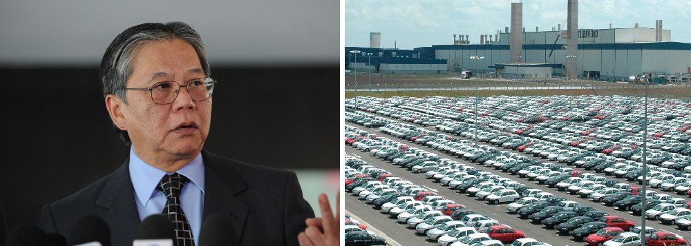 Presidente da Associação Nacional de Fabricantes de Veículos Automotores, Luiz Moan, disse que a retirada de descontos ou isenções do IPI não significa necessariamente a perpetuação de vendas fracas e de corte de pessoal na indústria automobilística; confiança do setor no futuro do mercado, segundo ele, "não cessou em nenhum minuto", apesar do momento difícil; em sua avaliação, o Brasil pode se contrapor a esse cenário negativo por meio da adoção de medidas estruturais e de estímulos às exportações