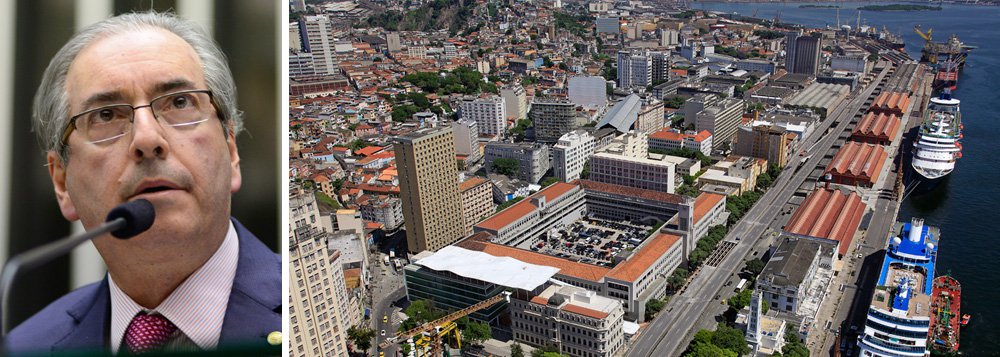 Empresários Ricardo Pernambuco e Ricardo Pernambuco Júnior, sócios da Carioca Engenharia, disseram ter pago R$ 3.9 milhões ao deputado Eduardo Cunha, em cinco contas no exterior, como contrapartida pela liberação de recursos do FGTS para obras no Porto Maravilha, no Rio de Janeiro; "Desminto qualquer repasse de valores e qualquer participação naquilo que ele supostamente falou de relação com qualquer das contas", afirmou Cunha; após a volta do recesso, o Supremo Tribunal Federal irá se debruçar sobre o pedido da procuradoria-geral da República por seu afastamento do cargo