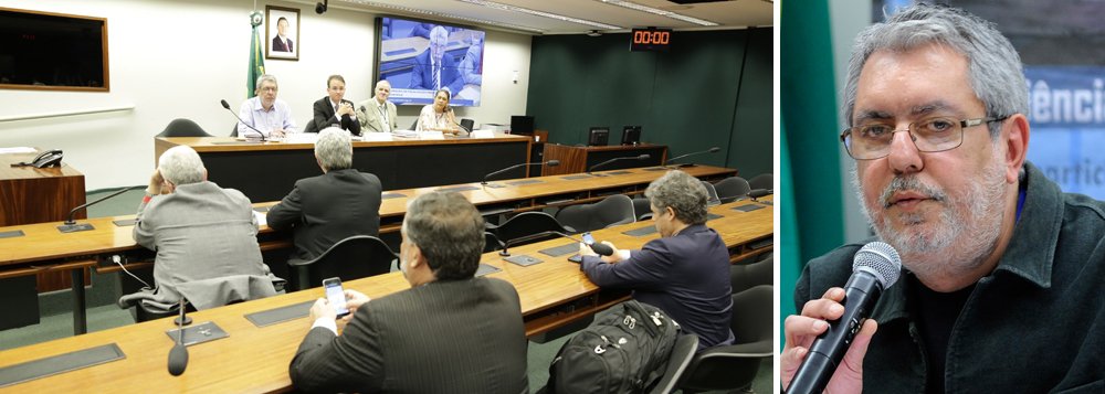 Durante audiência pública da Comissão de Fiscalização Financeira e Controle da Câmara nesta quarta-feira 19, que debateu a intenção manifestada pelo governo de extinguir a Empresa Brasil de Comunicação, o ex-presidente da empresa Ricardo Melo disse que "não existe mais o sistema público, foi abolido sem que isso fosse contestado"; ele também ironizou que a empresa agora será "Empresa Governamental de Comunicação"; o debate foi conduzido pelo presidente do colegiado, deputado Leo de Brito (PT-AC), e teve a participação da jornalista Tereza Cruvinel, fundadora da EBC