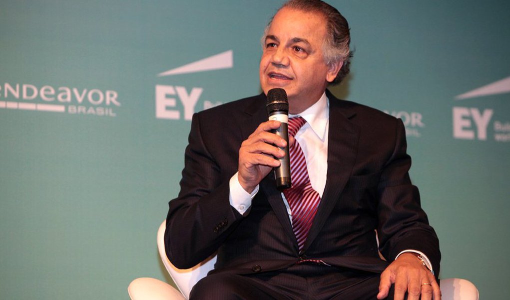 "Seria muito ruim, especialmente para o mercado de ações", afirmou o presidente da BM&amp;FBovespa, Edemir Pinto, durante Congresso Internacional de Mercados Financeiro e de Capitais; "Se por um motivo de força maior ela voltar, seria importante isentar o mercado", acrescentou o executivo