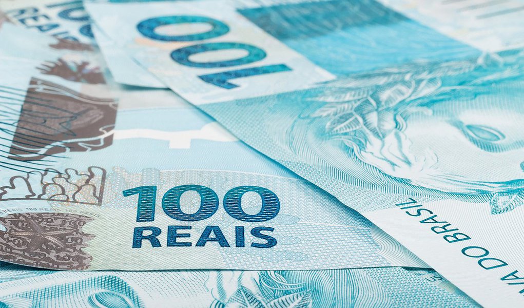 Segundo dados divulgados pelo Tesouro Nacional, a dívida mobiliária federal interna subiu 3,81% em junho frente a maio, atingindo R$ 2,462 trilhões nesta segunda-feira, 27; estoque da dívida total, incluindo também a dívida externa, subiu 3,50% em junho, para R$ 2,584 trilhões