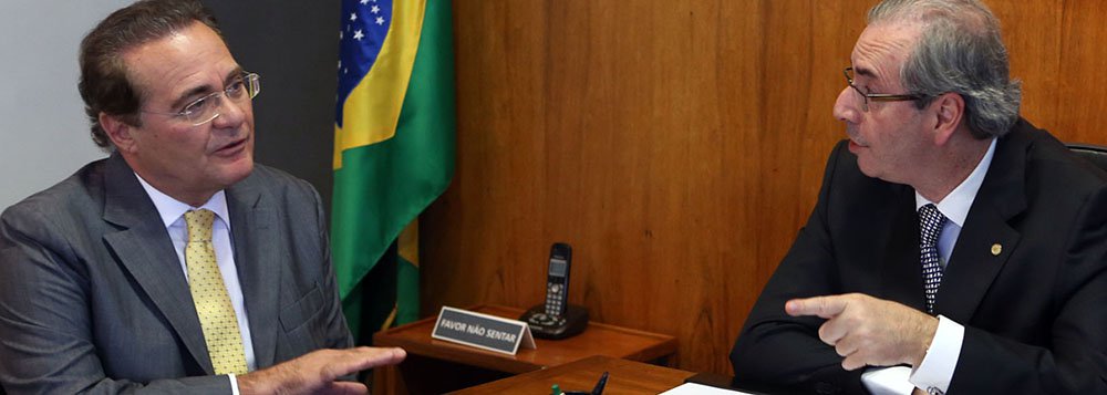 O texto aprovado pela Câmara, sob o comando de Eduardo Cunha (PMDB), rejeitou duas emendas: a primeira previa mandato de cinco anos para todos os cargos eletivos do Executivo e do Legislativo e a segunda, o fim das coligações de partidos nas eleições proporcionais (para deputados federais, estaduais e vereadores); além disso, os deputados brasileiros impediram a criação de um mecanismo que garantiria a maior presença de mulheres nas casas legislativas brasileiras