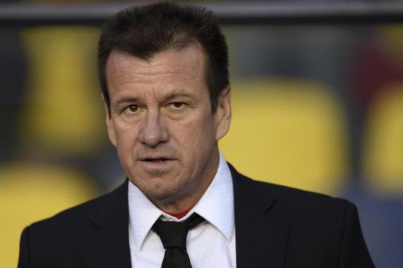 A eliminação já era esperada. O futebol brasileiro vive a sua pior fase na história, tanto dentro como fora de campo. A seleção não tem a menor credibilidade