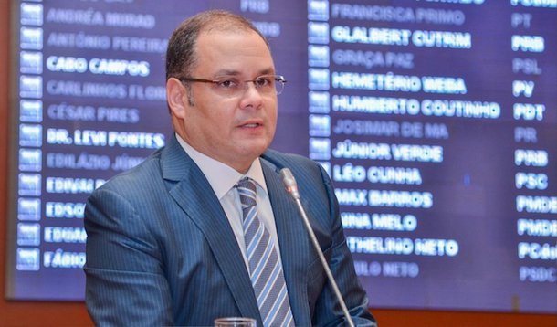 Deputado e líder do Governo Rogério Cafeteira destacou a importância da realização do VI Encontro de Chefes de Inteligência em Segurança Pública do Nordeste que teve inicio ontem em São Luís; "O objetivo do encontro foi buscar integração para a criação e aplicação de mecanismos que promovam a padronização das ações de inteligência no combate ao crime organizado, ou seja, um tema que está totalmente alinhado com o que vem sendo feito pela gestão atual", lembrou