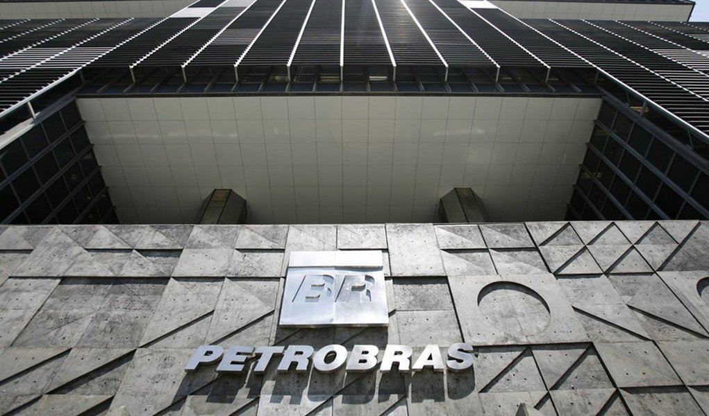 Até o momento, o maior acordo em casos de acusações de corrupção no Departamento de Justiça dos EUA e na Securities and Exchange Comission, órgão regulador de mercados de capitais do país, ocorreu em 2008, com a gigante industrial alemã Siemens, que fechou acordo para pagar 800 milhões de dólares 