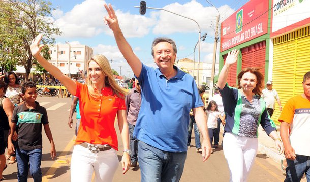 As denúncias de fraude e superfaturamento durante a gestão de Ricardo Murad (PMDB) na Secretaria de Estado de Saúde (SES), entre os anos de 2009 e 2014, serão investigadas pela Assembleia Legislativa do Maranhão; além do recente caso do pagamento pela obra inexistente do hospital fantasma da cidade de Rosário, o cunhado de Roseana Sarney (PMDB) terá que explicar graves indícios de desvio de verbas públicas em outros contratos, direcionamento de licitações e suspeitas favorecimento a eleição de deputados