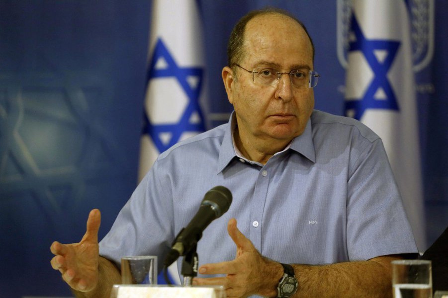 Ministro da Defesa de Israel, Moshe Yaalon, disse nesta terça-feira que não acredita na possibilidade de que seja alcançado um acordo de paz estável com os palestinos durante sua vida, em uma das avaliações mais sombrias de um importante membro do governo desde que as negociações entraram em colapso no ano passado; "Eu não vejo um acordo estável durante a minha vida, e eu pretendo viver um pouco mais", disse Yaalon 