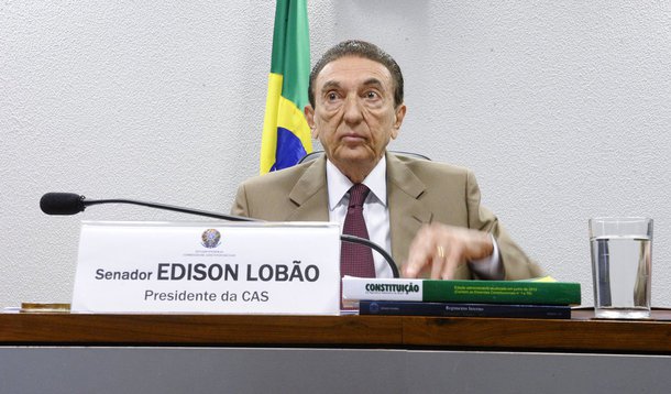 Com Luiz Carlos Martins, ex-diretor de Energia da Camargo Corrêa, chega a cinco o número de delatores da Lava Jato que afirmam que o senador Edison Lobão (PMDB- MA) e o PMDB foram destinatários de propina em contratos para as obras das usinas de Belo Monte e Angra 3; advogado de Lobão, Antônio Castro de Almeida Castro, o Kakay, questionou as delações da Lava Jato: “Eu acho perigoso esse excesso de delações. É perigoso se basear na palavra do delator sem ter uma prova. O excesso de delações está fazendo com que o processo perca seu prumo”