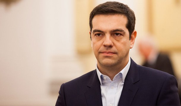 Parcela vence nesta sexta-feira, enquanto o primeiro-ministro Alexis Tsipras, que enfrenta a fúria de apoiadores de esquerda, pede mudança nos duros termos impostos pelos credores internacionais para a ajuda que evitaria um calote