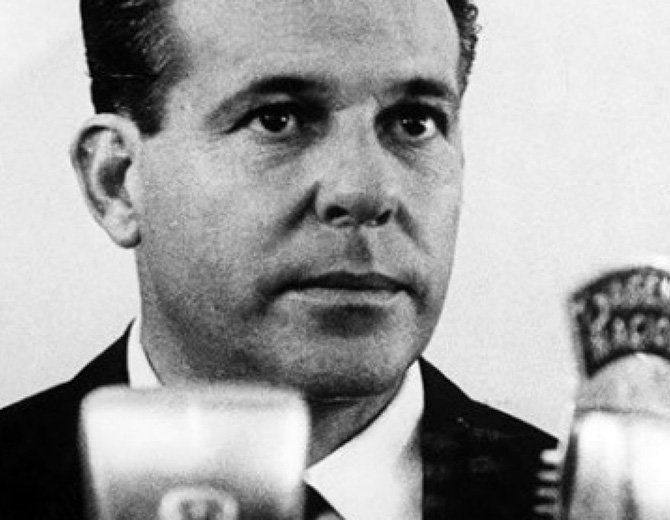 Uma realidade consensual: todos os golpes na América Latina derrubaram governos que comiam no cocho da esquerda e sempre contaram com o auxílio luxuoso da mídia tradicional