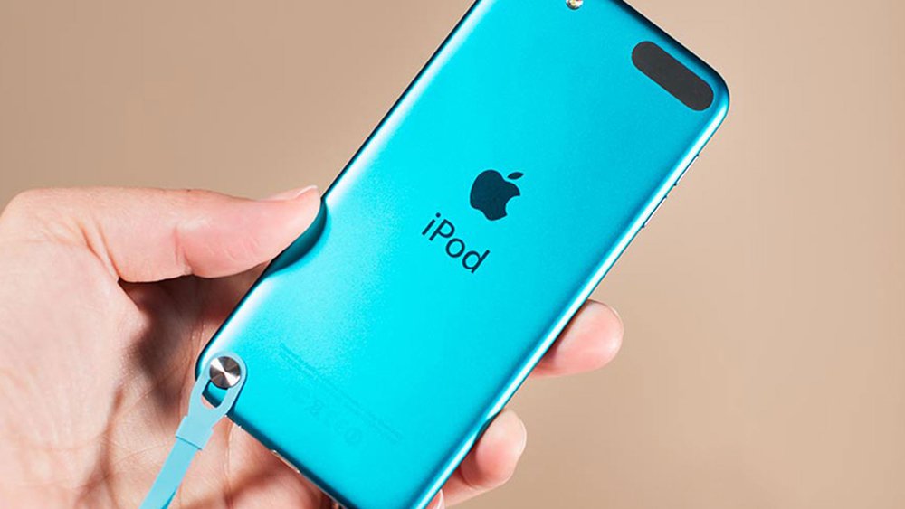 O novo iPod tem uma câmera iSight de 8 megapixel, câmera FaceTime de alta definição e um chip A8 desenhado pela Apple, que é usado no iPhone 6; o iPod, que dará acesso ao Apple Music, também conta com processador M8 de detecção de movimento para ginástica