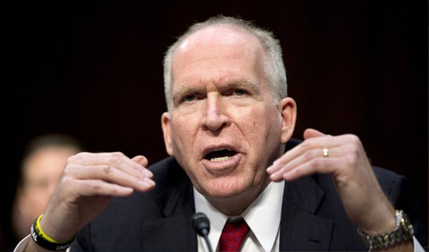 O diretor da Agência Central de Inteligência (CIA) dos Estados Unidos, John Brennan, advertiu o Irã e disse que se o país continuar a desenvolver armamento nuclear e recusar um acordo internacional, o país terá "enormes custos e consequências"; "creio que sabem que terão enormes custos, consequências e implicações se decidirem continuar", disse Brennan em entrevista a uma rede de televisão