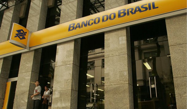Quatro dias depois de trocar de presidente, o Banco do Brasil anunciou nesta terça-feira 10 dois novos vice-presidentes; Raul Francisco Moreira será o novo vice-presidente de Negócios de Varejo, enquanto o novo vice-presidente de Gestão Financeira será José Maurício Pereira Coelho, até agora diretor de Finanças