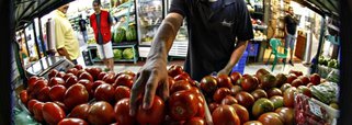 Taxa é superior ao observado em abril (0,71%) e em maio do ano passado (0,46%); no acumulado anual, o IPCA chega a 5,34%, o maior percentual desde maio de 2003 (6,8%); inflação acumulada em 12 meses ficou em 8,47%, acima do teto da meta do governo, que é 6,5%