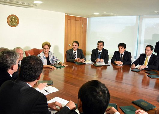 O Nordeste, em síntese, não pode mais continuar sendo tratado pelo esteriótipo desatualizado e injusto para com quem tem dado contribuição importante à redução das desigualdades regionais e apostado num novo modelo de resultados sócio-econômicos