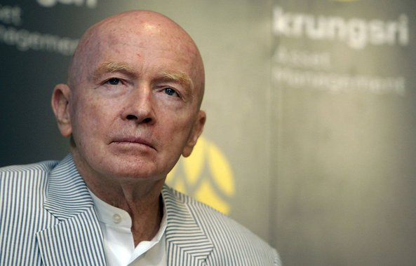 Previsão é do executivo-chefe da Templeton Emerging Markets, Mark Mobius, feita em evento sobre perspectivas econômicas em São Paulo; "Não me surpreenderia se visse o Brasil crescendo 3%, 4% em 2016", comentou; ele afirmou que o Brasil tem muito potencial e destacou que o novo presidente da Petrobras, Aldemir Bendine, tem que aumentar a transparência na empresa 