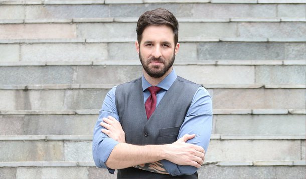 A Quarta Turma do STJ decidiu nesta terça (23) manter a decisão da justiça de São Paulo que condenou o humorista Rafinha Bastos por danos morais por causa de uma piada ofensiva sobre Wanessa Camargo; por isso, ele terá de indenizar a cantora em R$ 150 mil; em 2011, Rafinha foi condenado na segunda instância pelo TJ/SP; naquele ano, durante a transmissão ao vivo do CQC, depois que o apresentador Marcelo Tas elogiou a beleza de Wanessa, Bastos afirmou que “comeria Wanessa e o bebê”