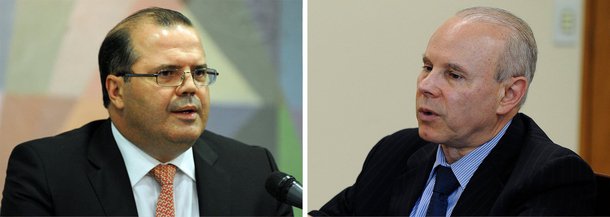 Nome do atual presidente do Banco Central, Alexandre Tombini, ganha forças entre os próprios técnicos do governo para assumir a Fazenda; segundo o jornalista Kennedy Alencar, o ministro Guido Mantega é o principal defensor da indicação; de acordo com fonte da agência Reuters, Dilma está "perto" de anunciar próximo ministro da Fazenda