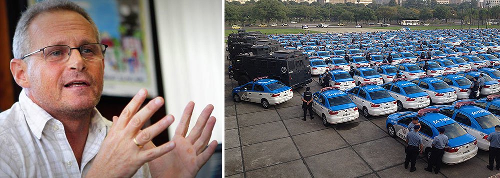 O secretário de Segurança Pública do Rio, José Mariano Beltrame, afirmou que as investigações sobre a Operação Ave de Rapina, deflagrada não atingem o comandante-geral da Polícia Militar, coronel José Luis Castro Menezes, que permanecerá no cargo; segundo Beltrame, o comando da corporação não sabia das investigações que levaram à prisão do ex-comandante do 17º Batalhão de Polícia Militar, na Ilha do Governador, tenente-coronel Dayzer Corpas Maciel