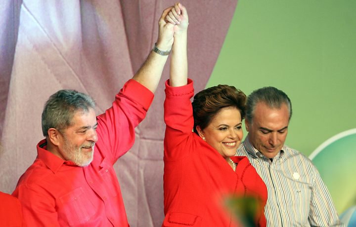 Entre plutocratas e destituídos, os últimos doze anos deram vitalidade aos últimos: os 10% mais pobres tiveram crescimento de renda real per capita (descontada a inflação) de 107%, enquanto os mais ricos obtiveram incremento de 37%