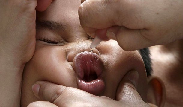 O ministro da Saúde, Arthur Chioro, lança hoje (30) a Campanha Nacional de Vacinação contra o Sarampo e a Paralisia Infantil, que terá início dia 8 de novembro; lançamento ocorrerá durante a 14ª Mostra Nacional de Experiências Bem-Sucedidas em Epidemiologia, Prevenção e Controle de Doença, que ocorre até amanhã (31), no Centro de Convenções Ulysses Guimarães, em Brasília