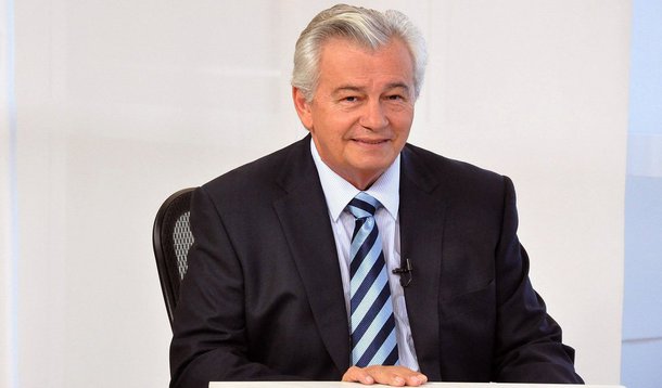 O presidente da Assembleia Legislativa, Arnaldo Melo (PMDB), ocupará o cargo interino de governador por 26 dias, a partir da próxima segunda-feira (8); a renúncia do mandato da governadora Roseana Sarney (PMDB) pode ser anunciada, oficialmente pela peemedebista, neste domingo (7), na solenidade de inauguração da 2ª etapa da Via Expressa